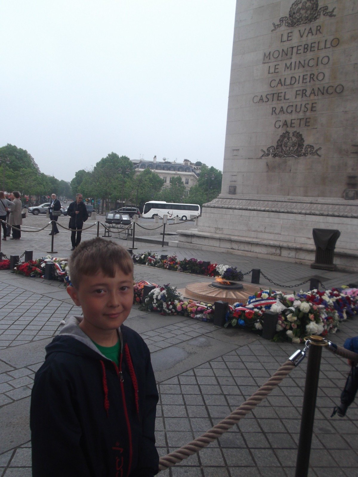 Kurumumuzdan Kareler